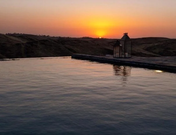 The White Camel pool