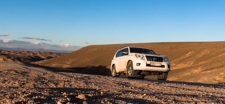 Taxi to Agafay Desert from Marrakech | Private Transfers to All Camps